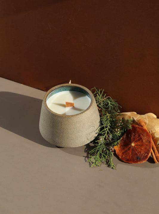 Round-New Year Spirit   /small